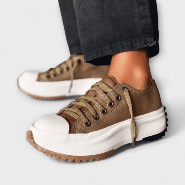 Jinky - Chaussures au design moderne à plateau