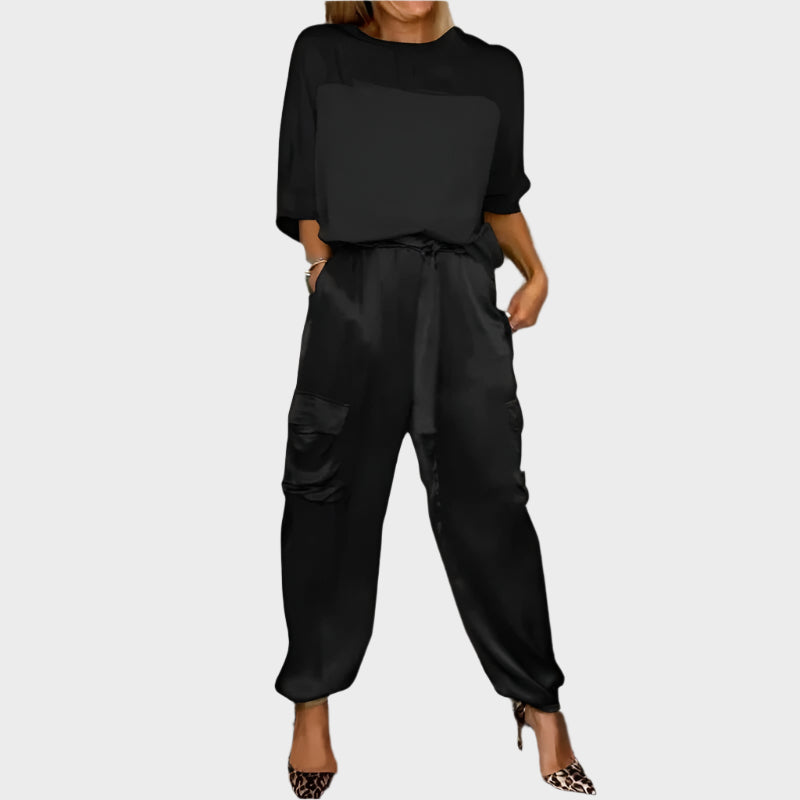 Ensemble en satin avec blouse décontractée et pantalon cargo