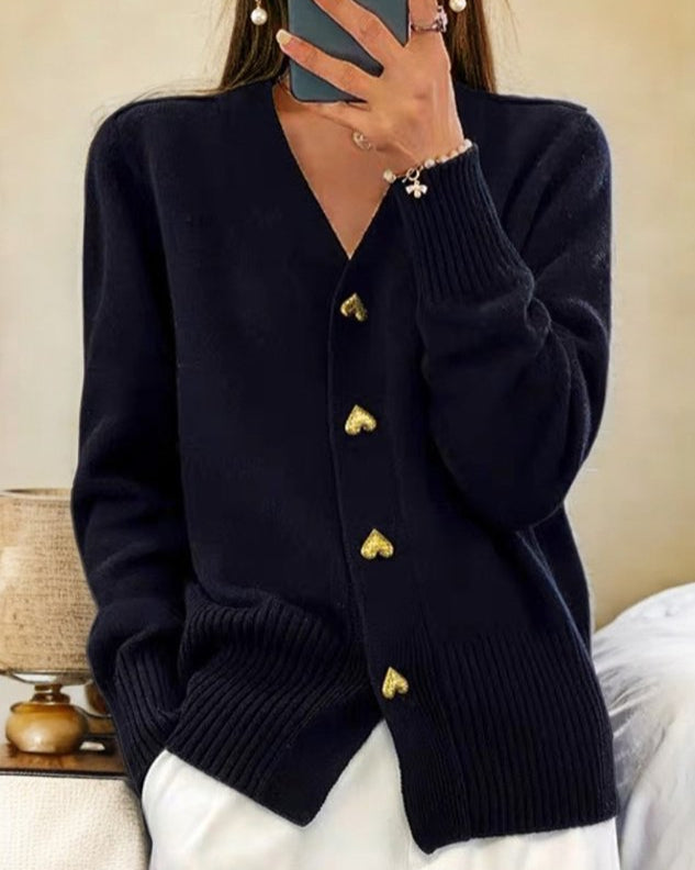 Chasie | Cardigan élégant à boutons en forme de cœur